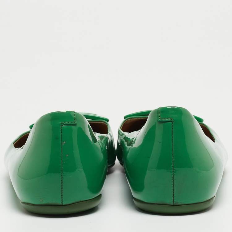 Pre Owned Roger Vivier Green Patent Leather Gommette Ballet Flats Size 38.5