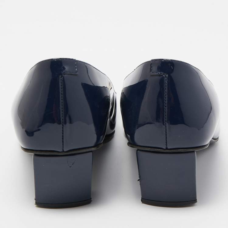 Pre Owned Roger Vivier Navy Blue Patent Leather Belle Vivier Pumps Size 35