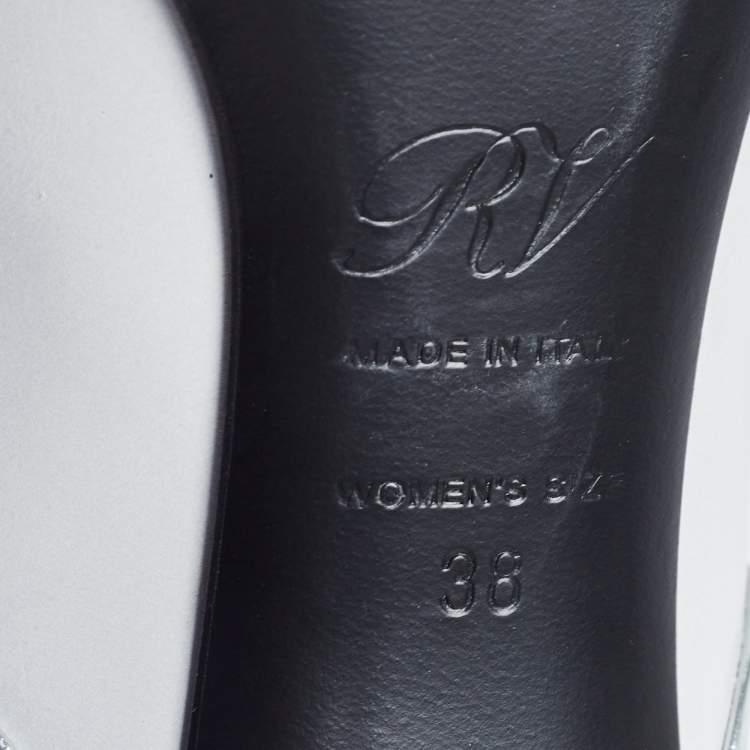 مملوكة مسبقًا Roger Vivier Grey/Silver Leather Trompette Pumps Size 38