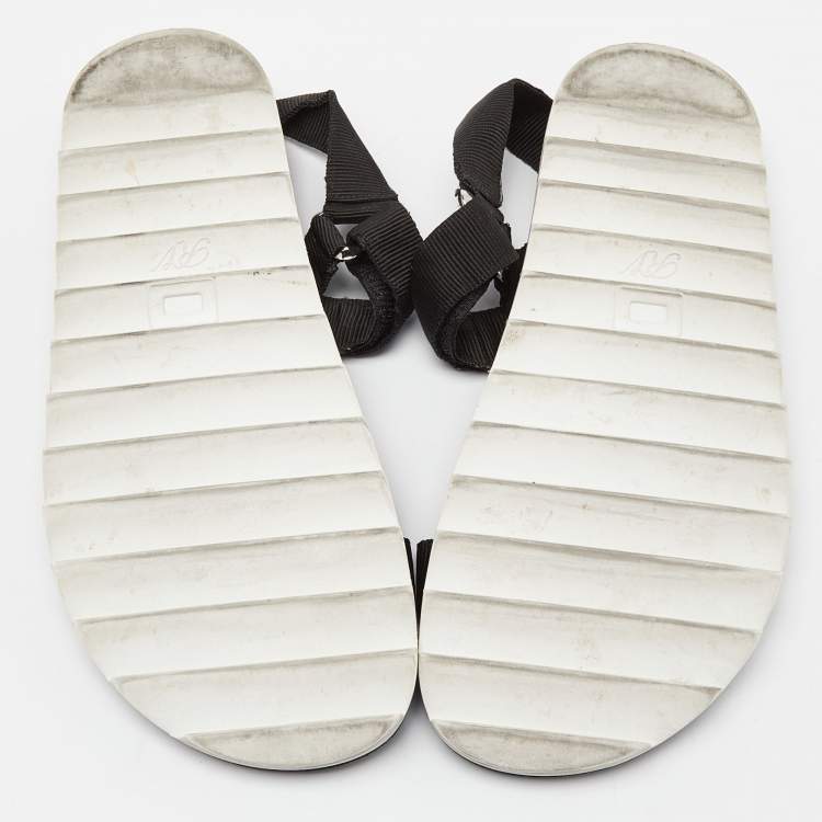 Pre Owned Roger Vivier Black Fabric Crystal Embellished Buckle Trekky Viv'  Flat Sandals Size 40