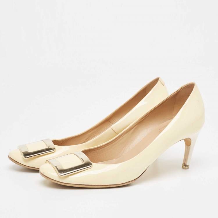 Pre Owned Roger Vivier Cream Patent Leather Trompette Pumps Size 38.5