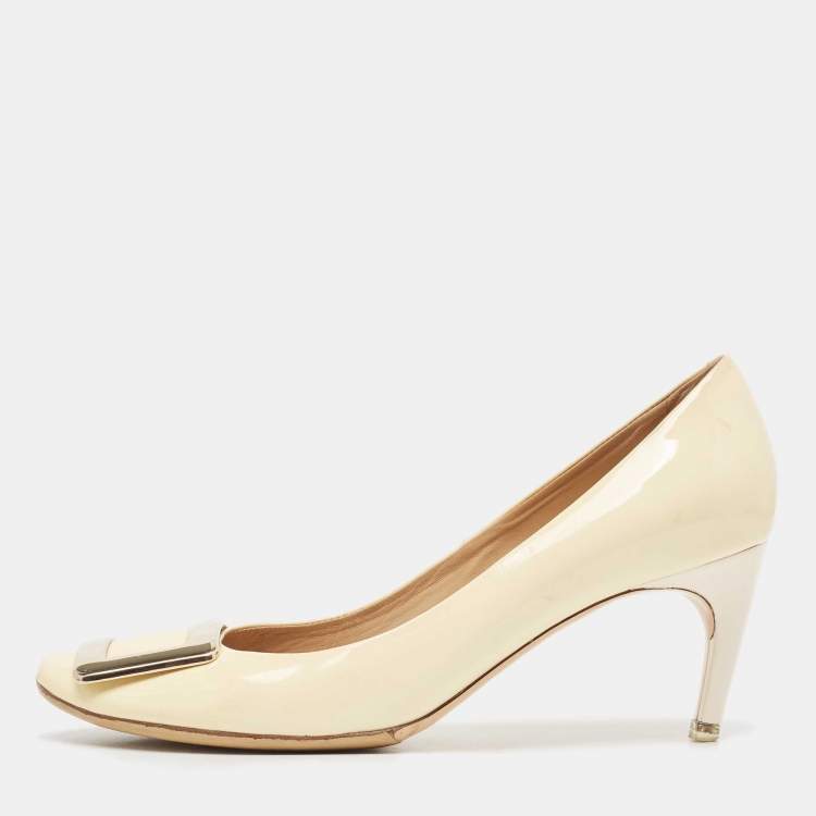 Pre Owned Roger Vivier Cream Patent Leather Trompette Pumps Size 38.5