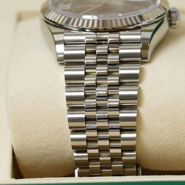 Pre Owned Rolex Datejust 126234-0021 Automatic Purple Diamond Stainless Steel Women’s Wristwatch 36 mm