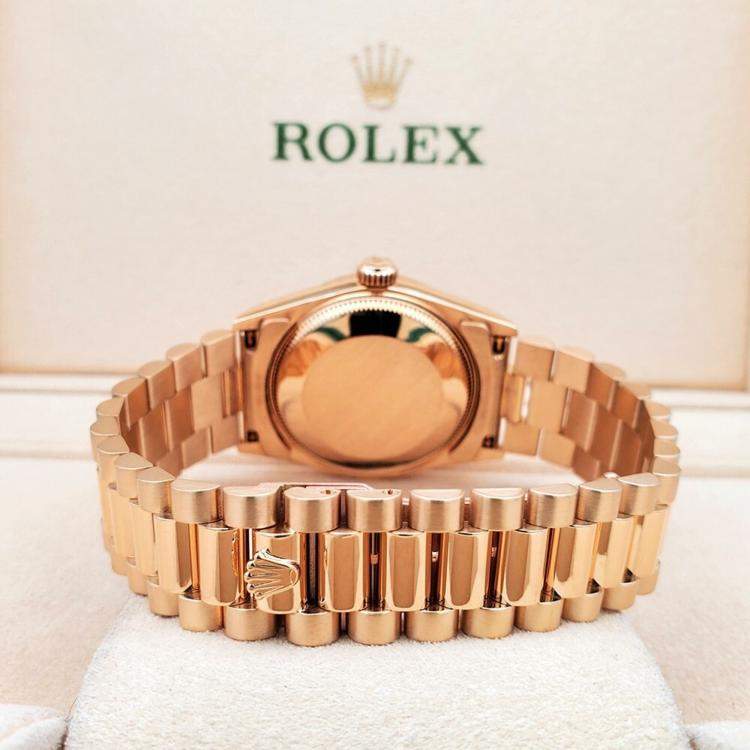 Pre Owned Rolex Datejust 68278 Automatic Champagne 18K Yellow Gold Women’s Wristwatch 31 mm