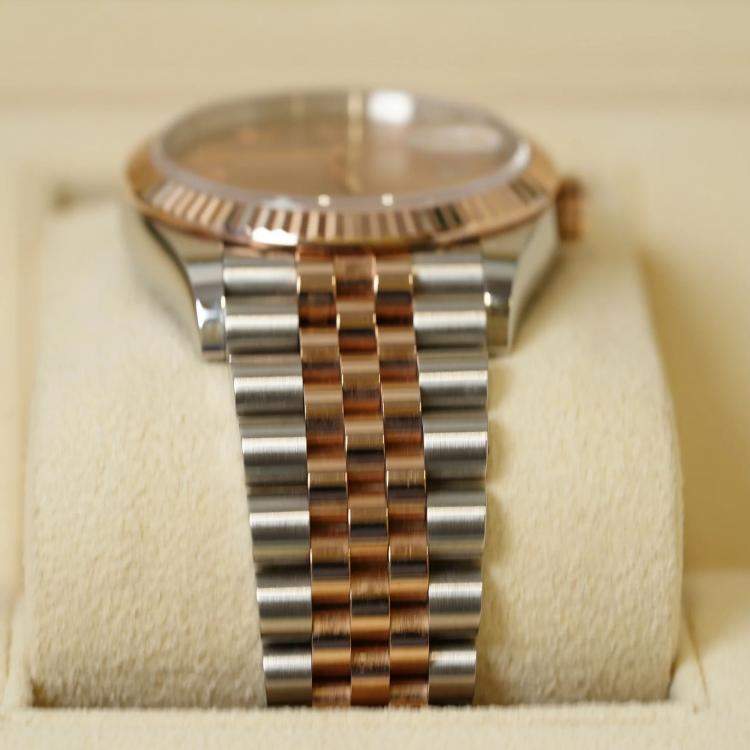 Pre Owned Rolex Datejust 126231-0027 Automatic Pink Diamond 18K Rose Gold Stainless Steel Women’s Wristwatch 36 mm