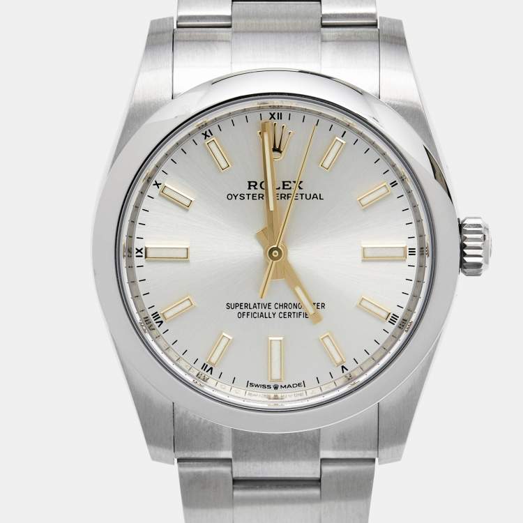 Pre Owned Rolex Silver Oystersteel Oyster Perpetual 124200-0001 Women's Wristwatch 34 mm