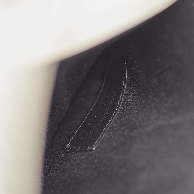 Pre Owned Saint Laurent Off White Leather Small Pouch 