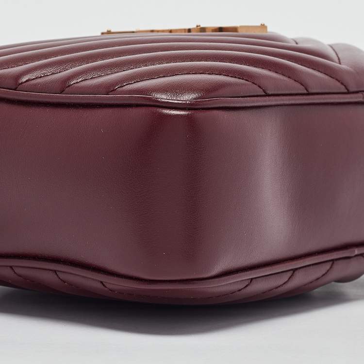 مملوكة مسبقًا Saint Laurent Burgundy Matelassé Leather Lou Camera Crossbody Bag