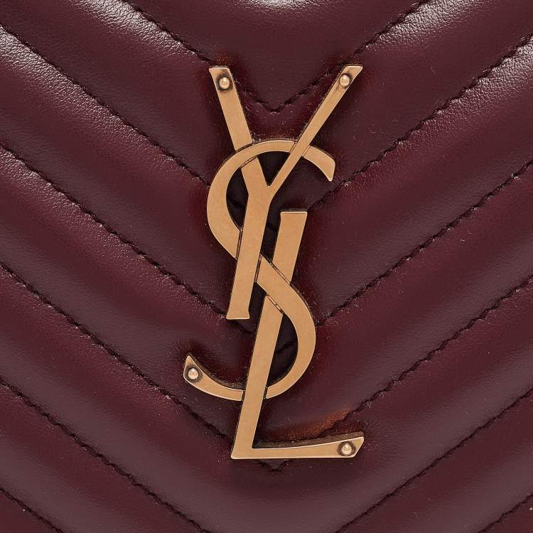 مملوكة مسبقًا Saint Laurent Burgundy Matelassé Leather Lou Camera Crossbody Bag