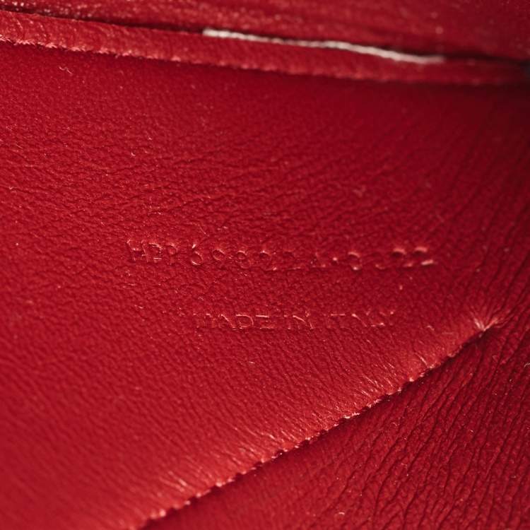 Pre Owned Saint Laurent Red Patent Leather Paloma Envelope Clutch