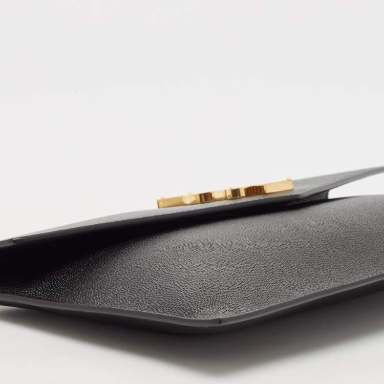 مملوكة مسبقًا Saint Laurent Black Leather Uptown Pouch