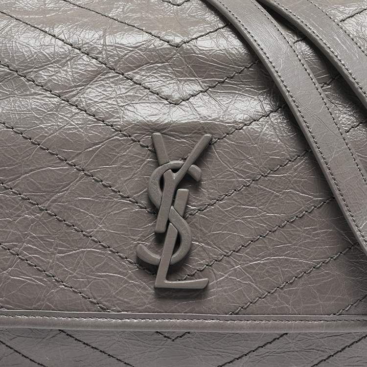 Pre Owned Saint Laurent Grey Crinkled Leather Large Niki Shoulder Bag