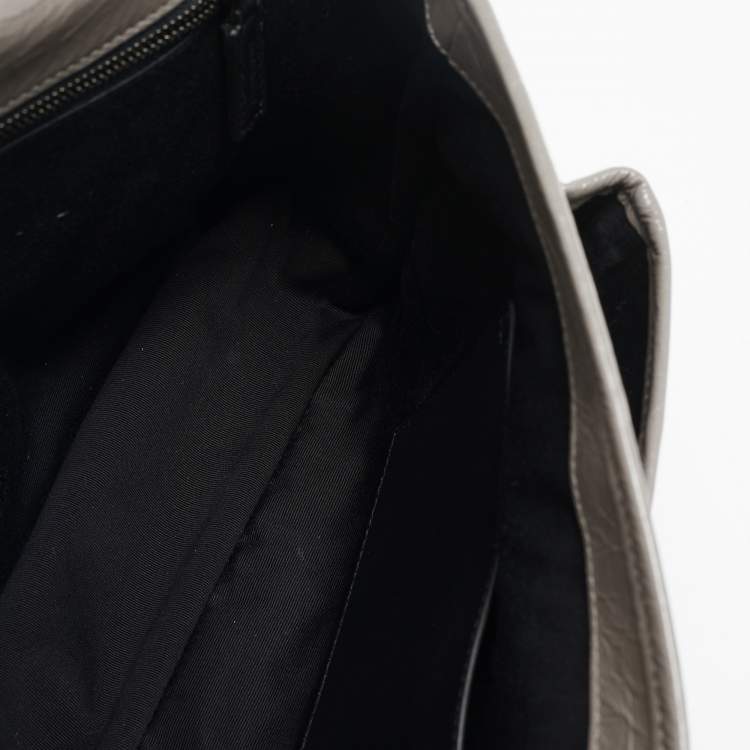 Pre Owned Saint Laurent Grey Crinkled Leather Large Niki Shoulder Bag
