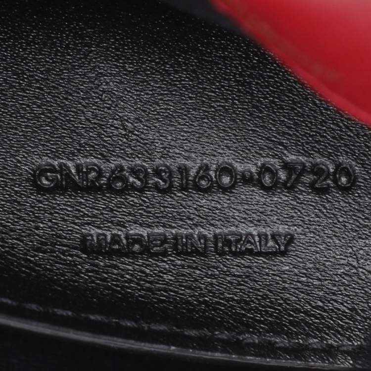 Pre Owned Saint Laurent Red Matelasse Leather Baby Niki Chain Shoulder Bag
