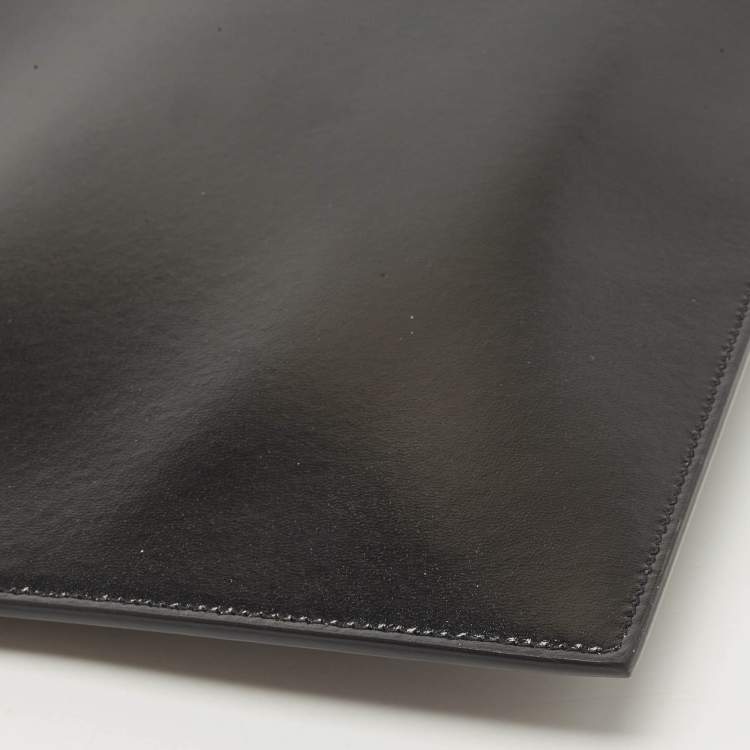 Pre Owned Saint Laurent Black Glossy Leather Zip Pouch
