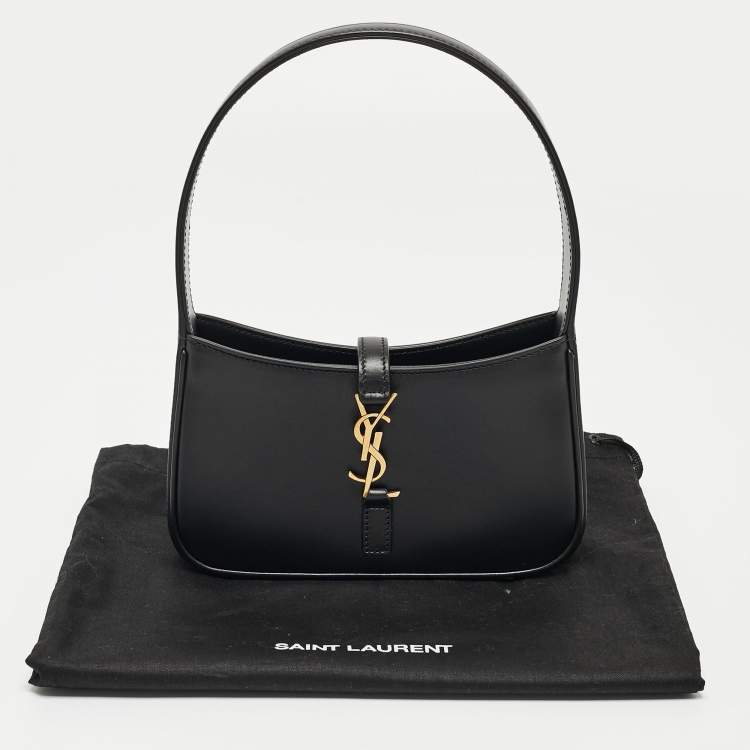 Pre Owned Saint Laurent Black Leather Mini LE 5 À 7 Shoulder Bag