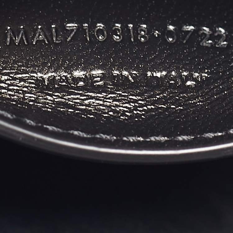Pre Owned Saint Laurent Black Leather Mini LE 5 À 7 Shoulder Bag