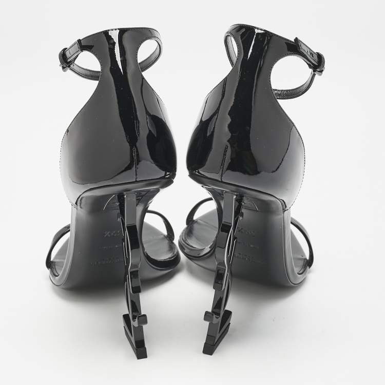 مملوكة مسبقًا Saint Laurent Black Patent Leather Opyum Sandals Size 39.5