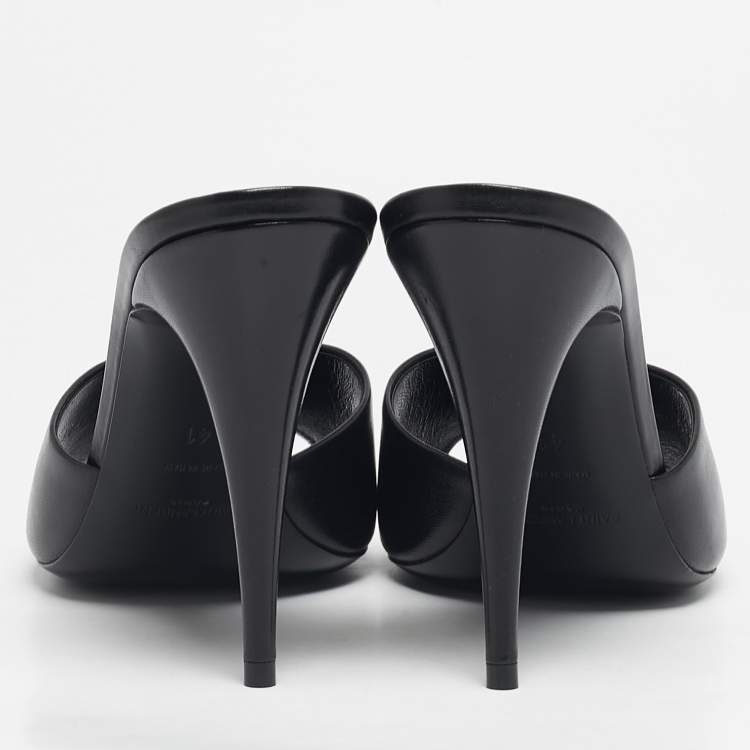 Pre Owned Saint Laurent LA 16 Size 41 Black Leather Slide Sandals