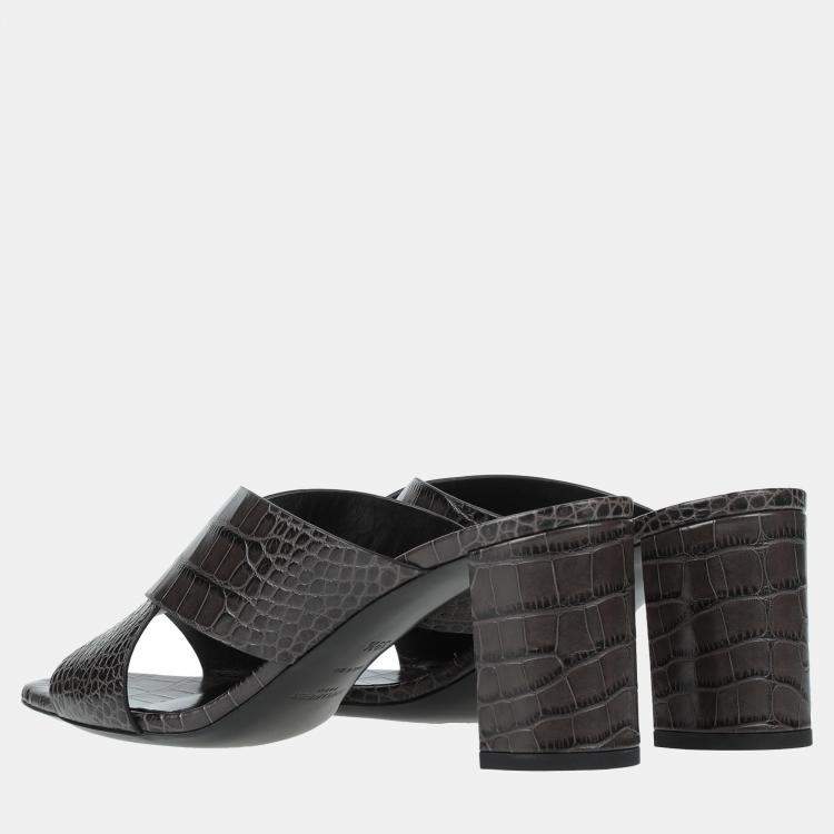 Pre Owned Saint Laurent Croc Embossed Leather Cross Strap Sandals 35