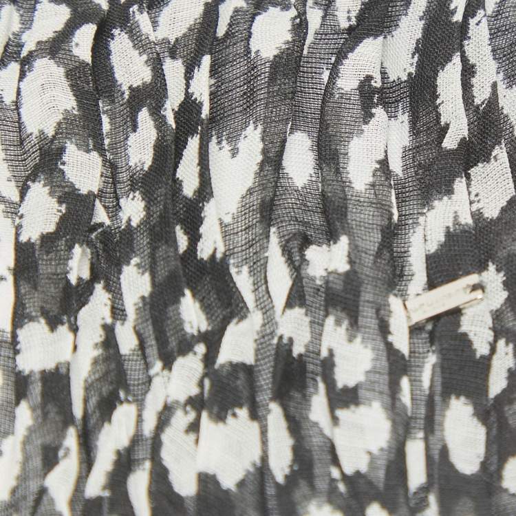 Pre Owned Saint Laurent Black Printed Wool Voile Plisse Stole 