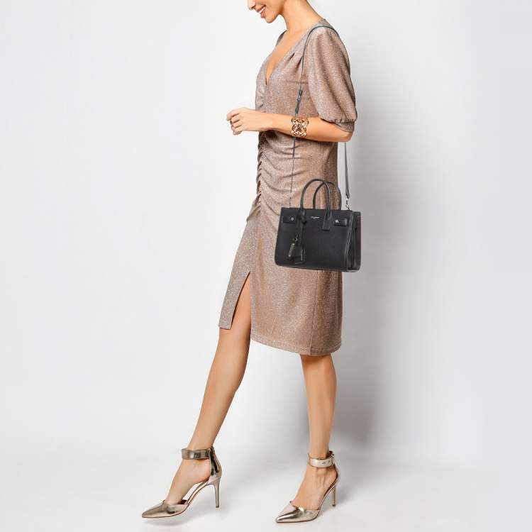 مملوكة مسبقًا Saint Laurent Black Leather Nano Classic Sac De Jour Tote