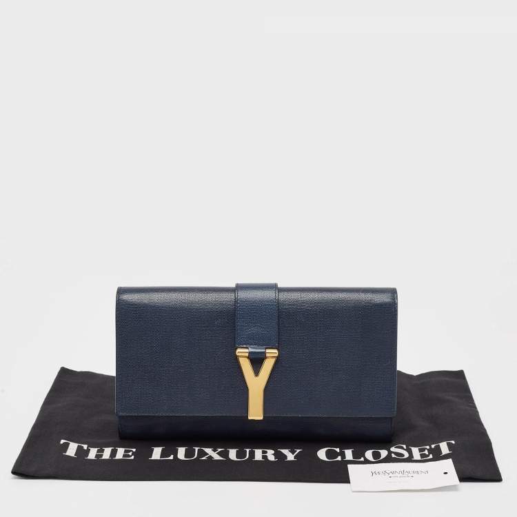 مملوكة مسبقًا Yves Saint Laurent Navy Blue Leather Y-Ligne Clutch