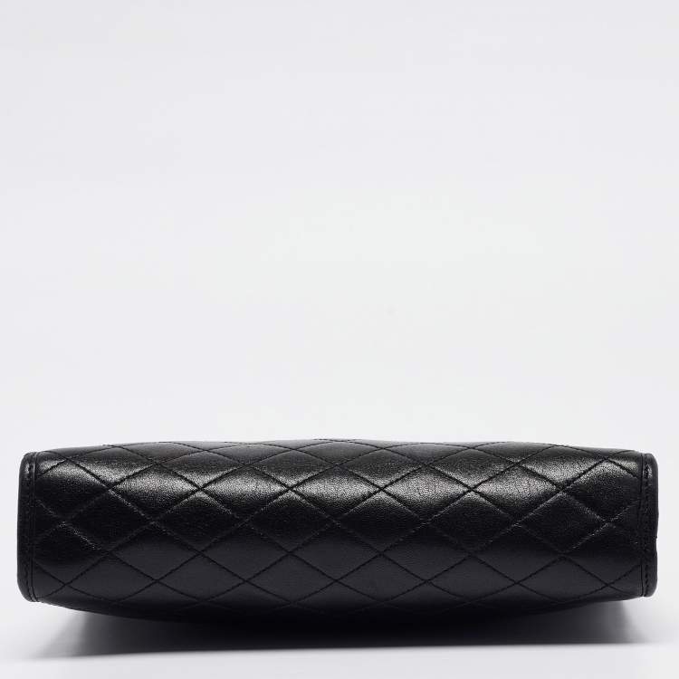 Pre Owned Saint Laurent Black Quilted Leather Victoire Chain Clutch 