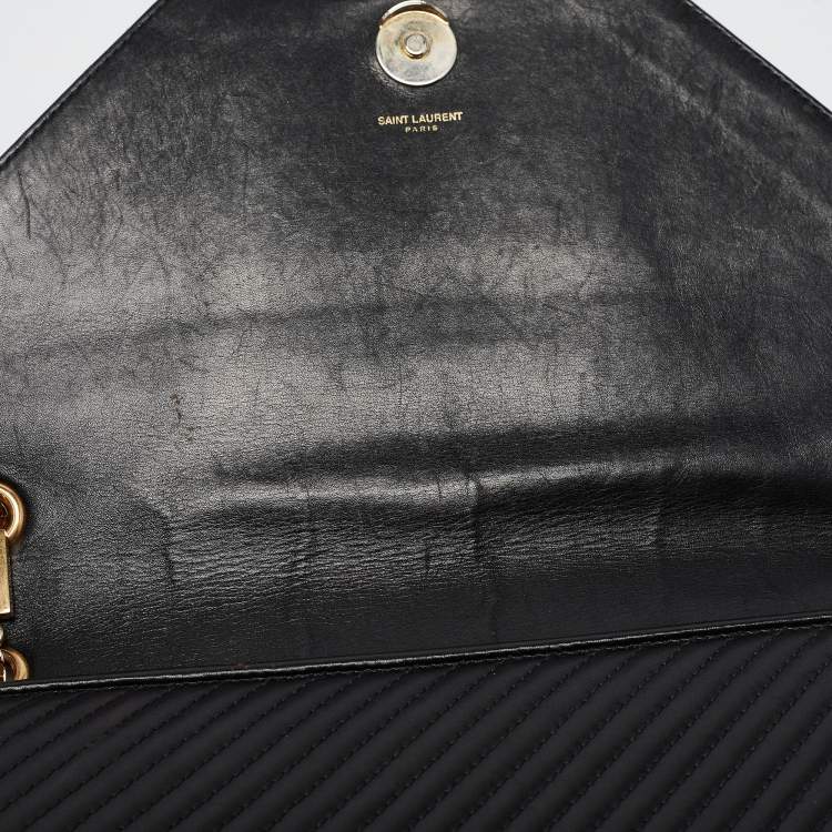 Pre Owned Saint Laurent Black Quilted Leather Medium Betty Shoulder Bag