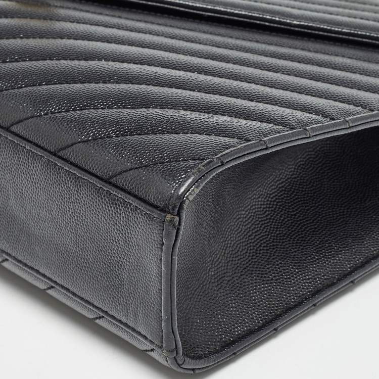 Pre Owned Saint Laurent Black Matelasse Leather Large Monogram Envelope Shoulder Bag