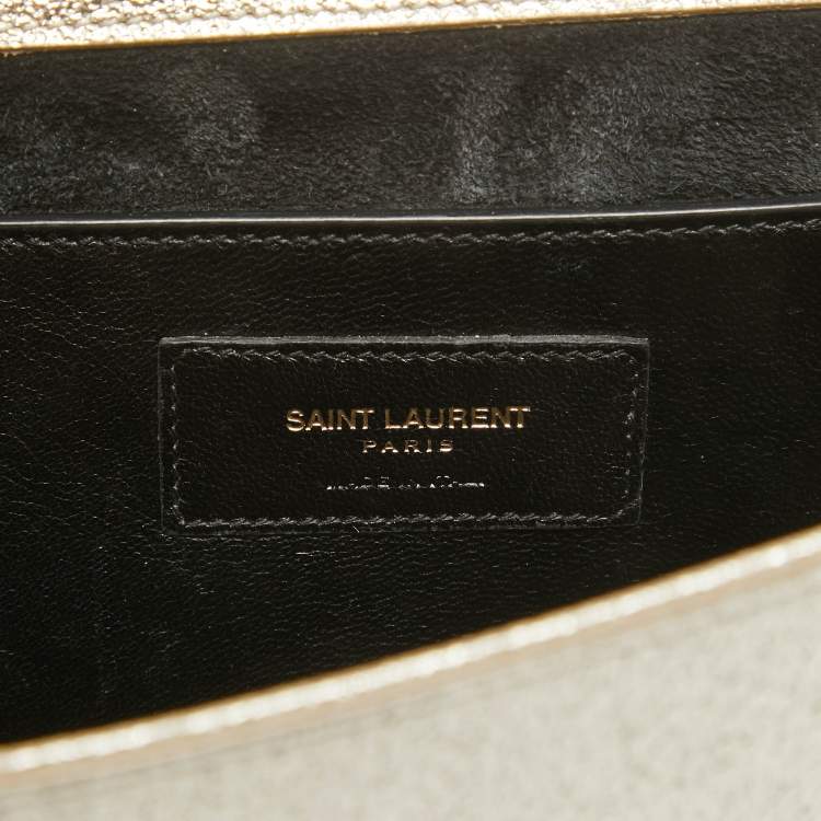 مملوكة مسبقًا Saint Laurent Gold Leather Kate Clutch