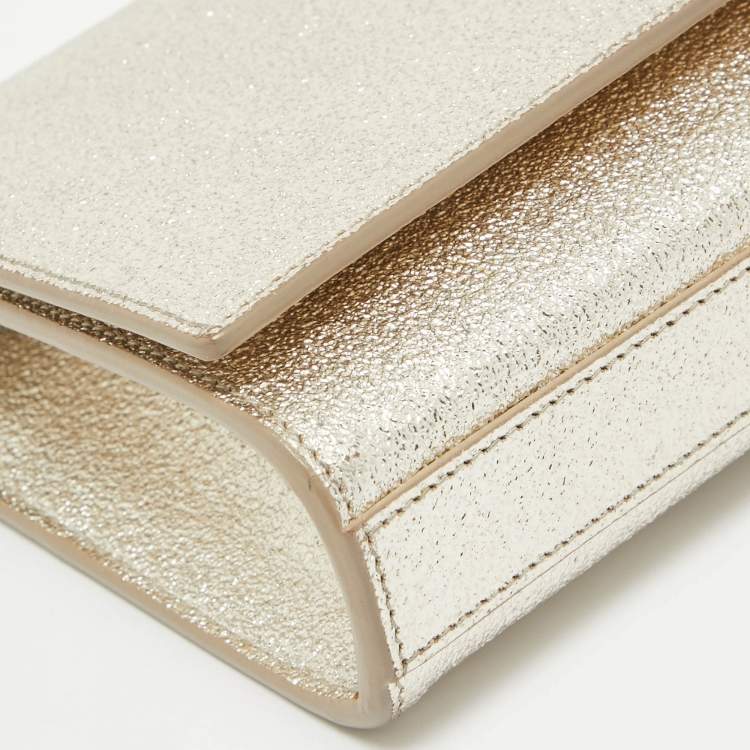مملوكة مسبقًا Saint Laurent Gold Leather Kate Clutch