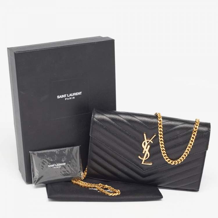 مملوكة مسبقًا Saint Laurent Black Matelassé Leather Monogram Envelope Wallet on Chain