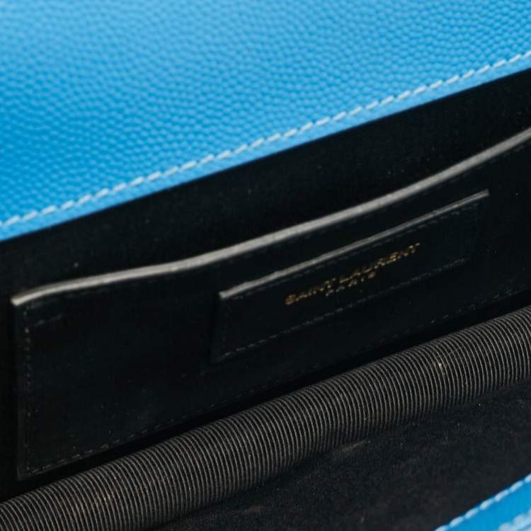 مملوكة مسبقًا Saint Laurent Light Blue Leather Monogram Kate Clutch