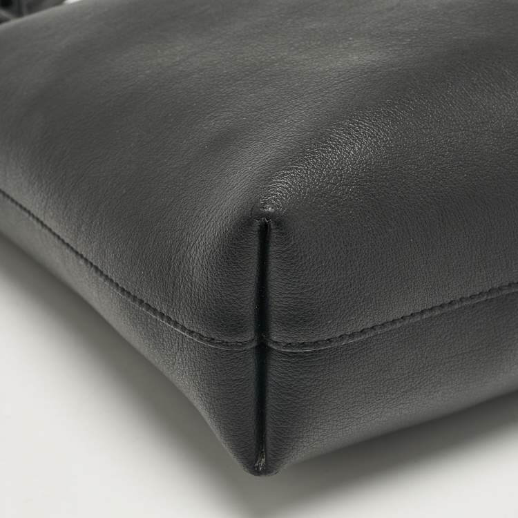 Pre Owned Saint Laurent Black Leather Toy Shopper Tote