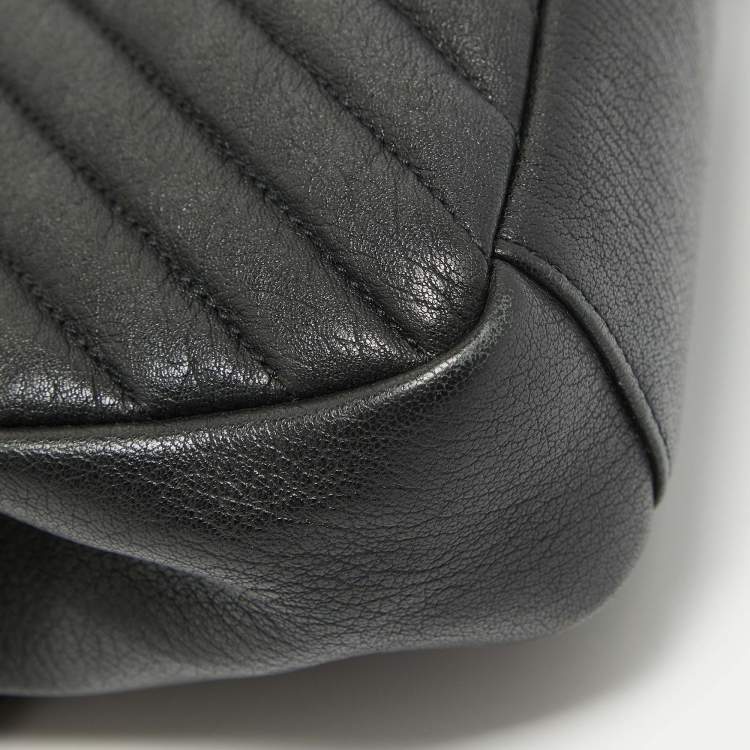 Pre Owned Saint Laurent Black Matelassé Leather Medium College Top Handle Bag