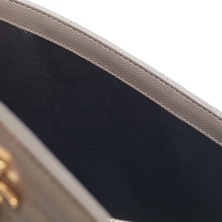 Pre Owned Saint Laurent Grey Matelassé Leather Envelope Chain Clutch