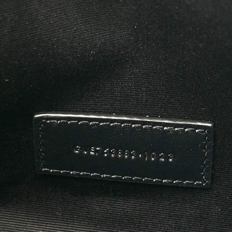 مملوكة مسبقًا Saint Laurent Black Patent Leather Cassandre Flap Wristlet Clutch