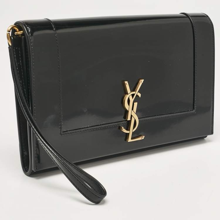مملوكة مسبقًا Saint Laurent Black Patent Leather Cassandre Flap Wristlet Clutch