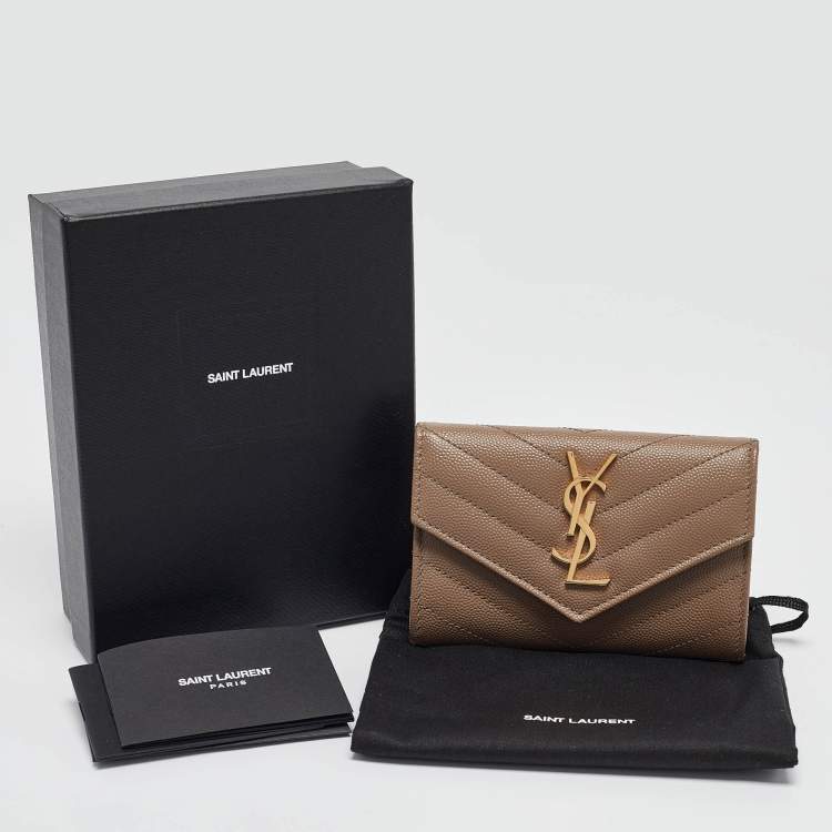 Pre Owned Saint Laurent Beige Matelassé Leather Cassandra Compact Wallet