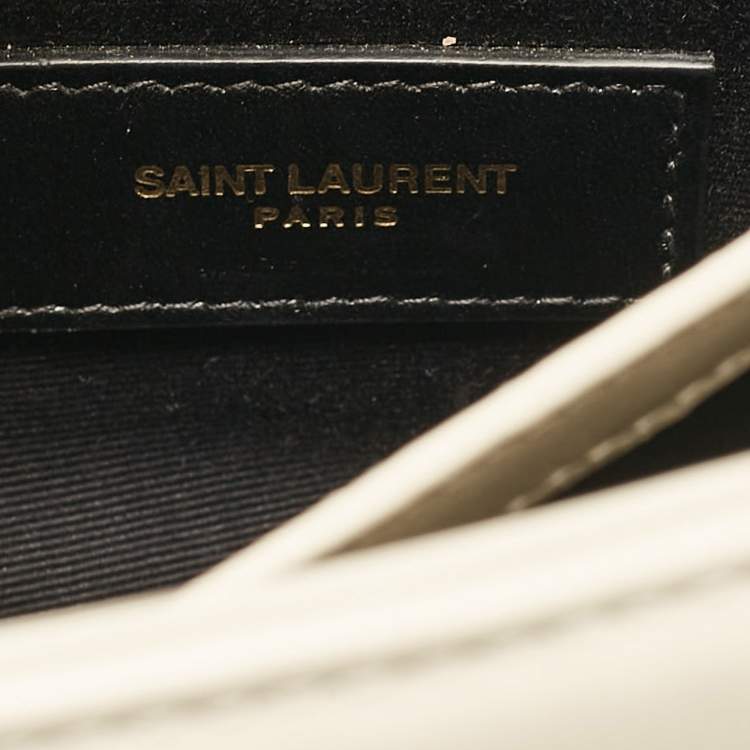 مملوكة مسبقًا Saint Laurent Off White Matelassé Leather Toy Loulou Crossbody Bag
