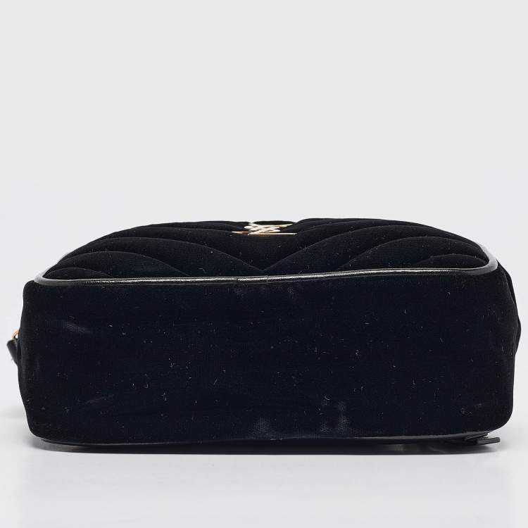 Pre Owned Saint Laurent Black Matelasse Velvet Lou Belt Bag