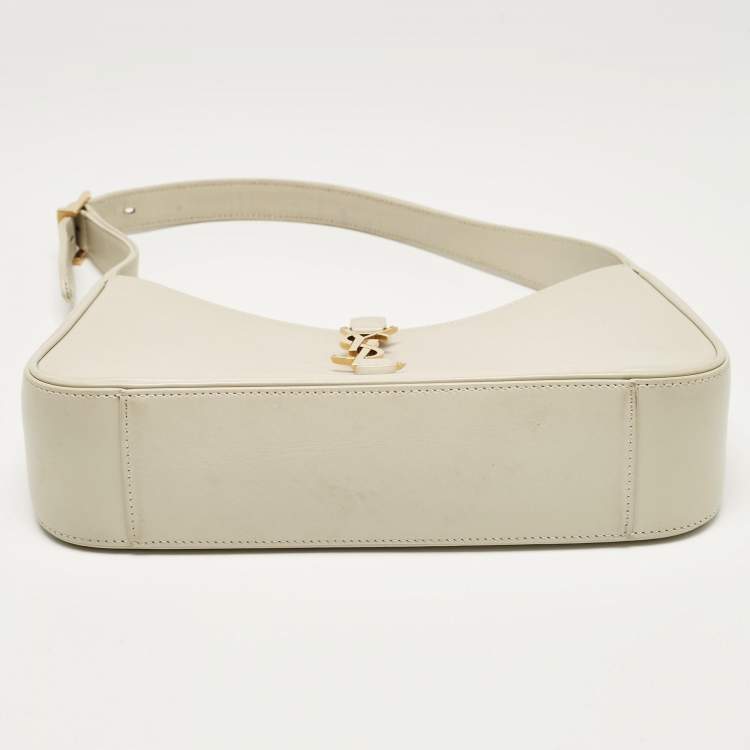 Pre Owned Saint Laurent Off White Leather LE 5 À 7 Shoulder Bag