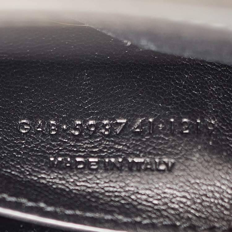 مملوكة مسبقًا Saint Laurent Metallic Leather Nano Manhattan Tote