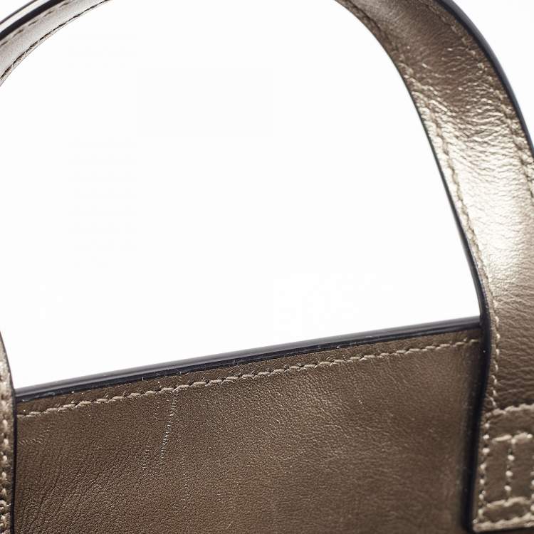 مملوكة مسبقًا Saint Laurent Metallic Leather Nano Manhattan Tote