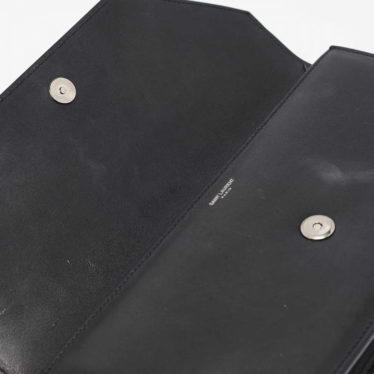 Pre Owned Saint Laurent Black Leather Classic Betty Clutch