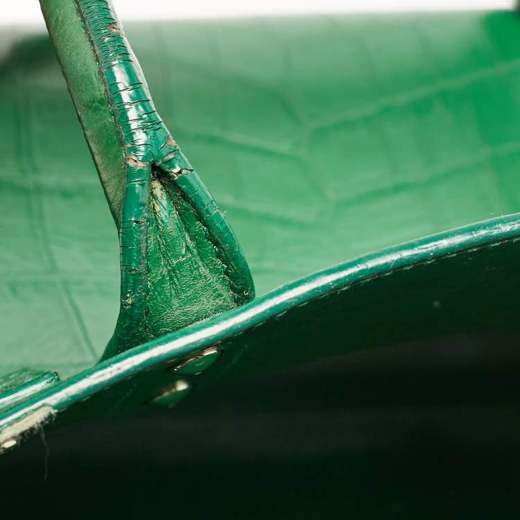 Pre Owned Saint Laurent Green Croc Embossed Leather Nano Classic Sac De Jour Tote