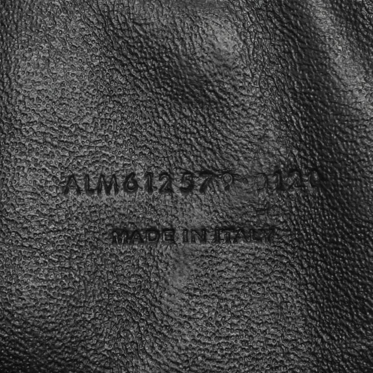 مملوكة مسبقًا Saint Laurent White Matelassé Leather Mini Lou Shoulder Bag