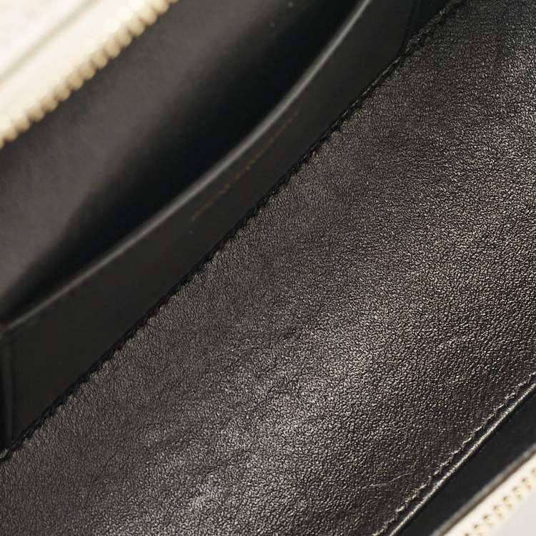 Pre Owned Saint Laurent White Quilted Leather Mini Gaby Vanity Bag