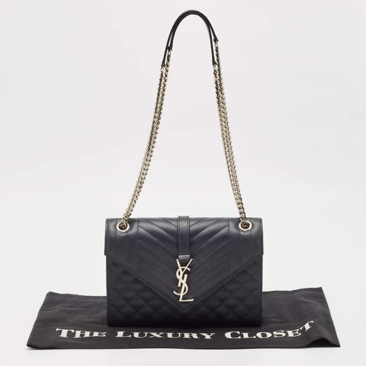 مملوكة مسبقًا Saint Laurent Navy Blue Mix Matelassé Leather Medium Envelope Chain Shoulder Bag